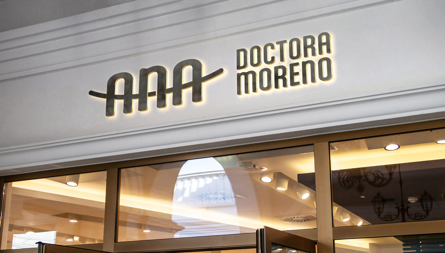 Logo Dra Ana Moreno